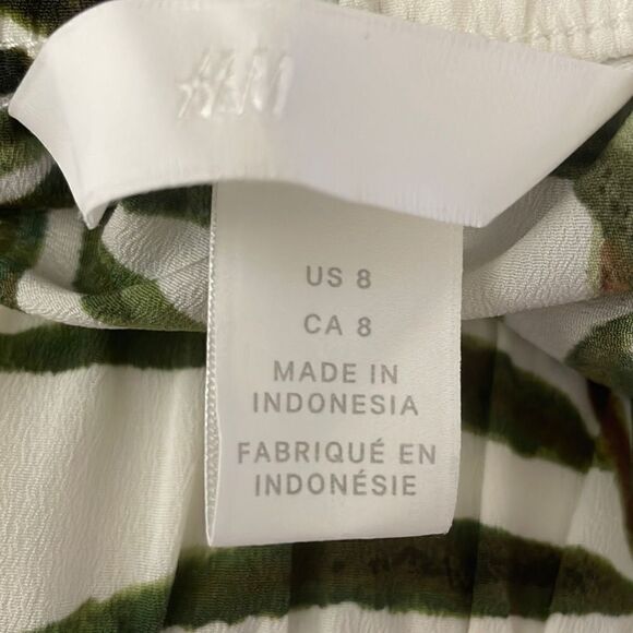 Palm Leaf Print High Waist Cropped Pants 8 - Picture 5 of 10